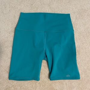 ALO biker shorts